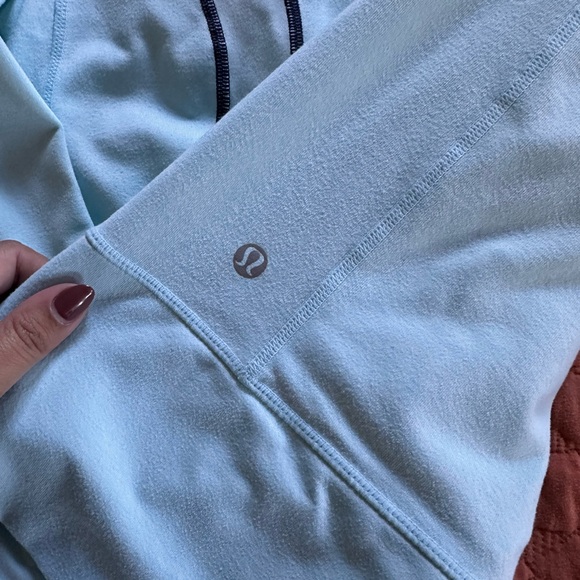 Lululemon zip up - Picture 4 of 5